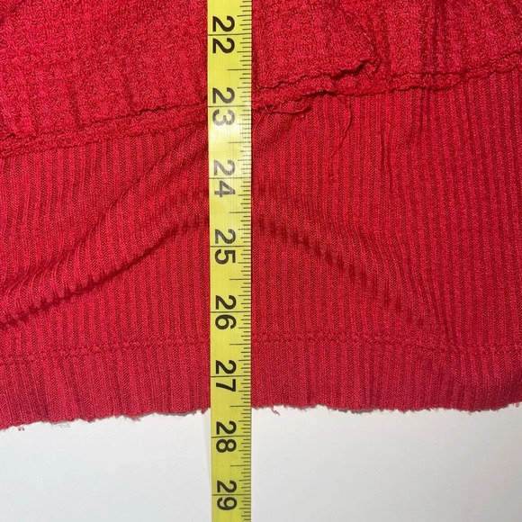 We The Free FP North Shore Top Oversized Red Waffle Knit Tunic Medium Women’s - Picture 9 of 12